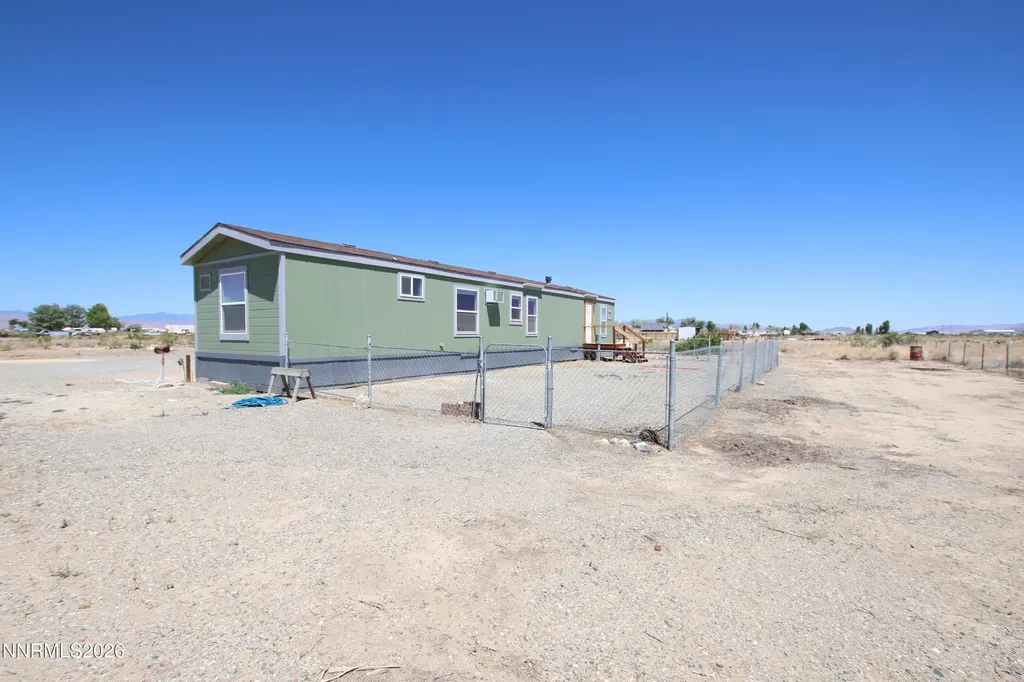8 Falcon Yerington NV 89447