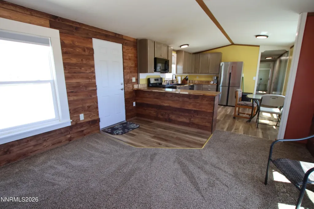 8 Falcon Yerington NV 89447