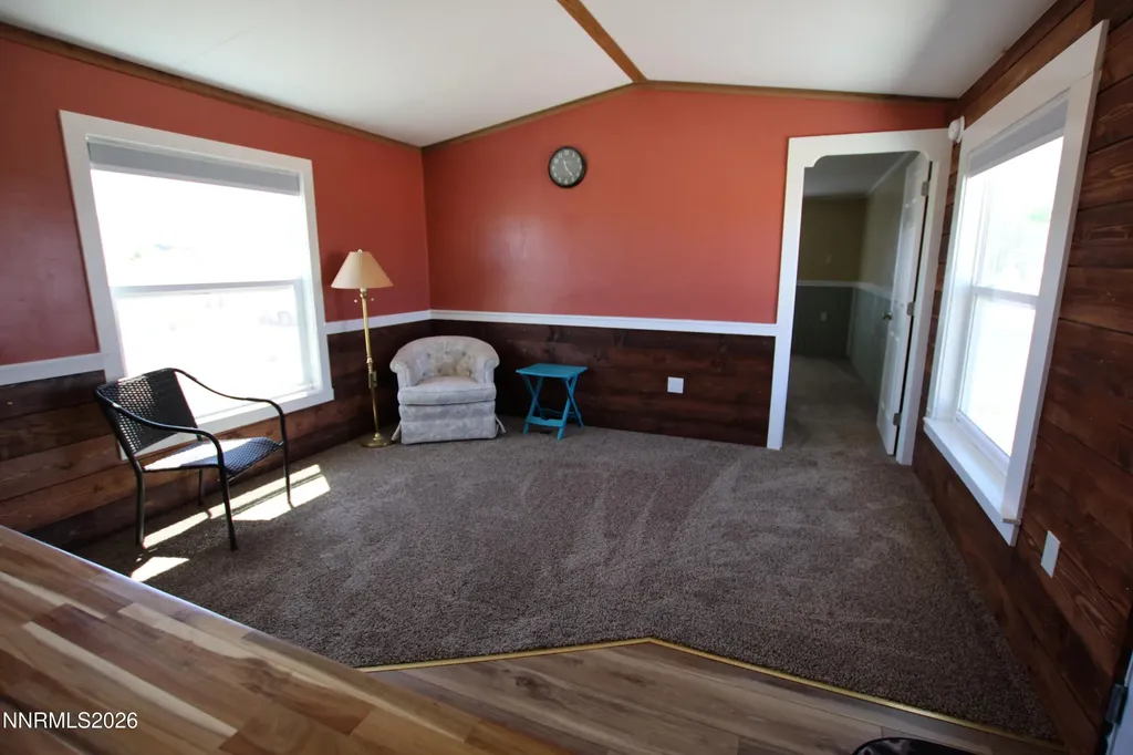 8 Falcon Yerington NV 89447