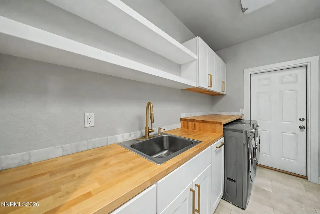 13345 Fieldcreek Reno NV 89511