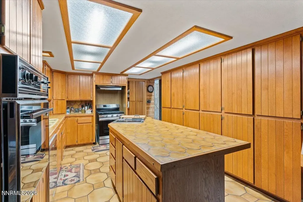 16400 Logan Meadow Reno NV 89511