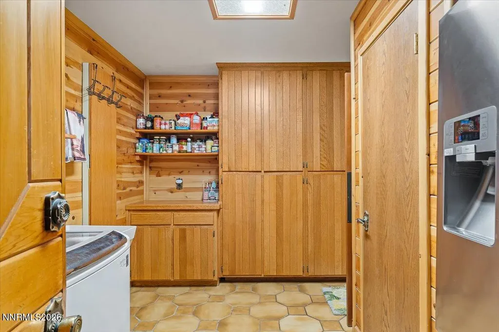 16400 Logan Meadow Reno NV 89511