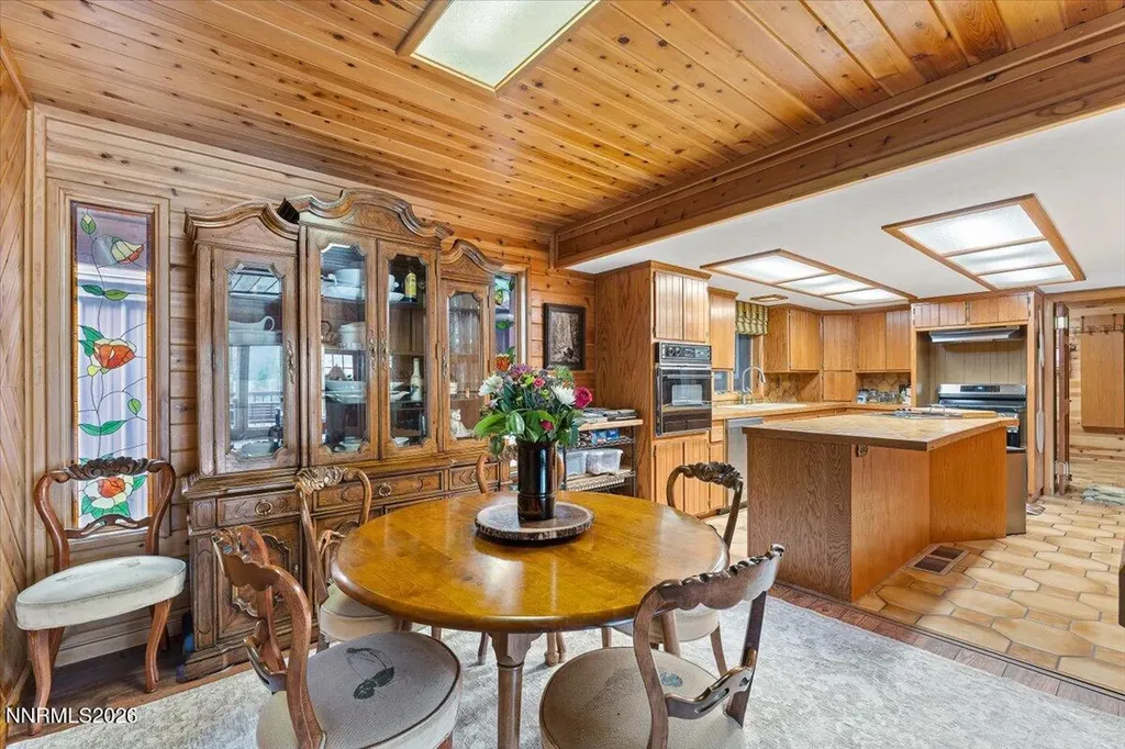 16400 Logan Meadow Reno NV 89511