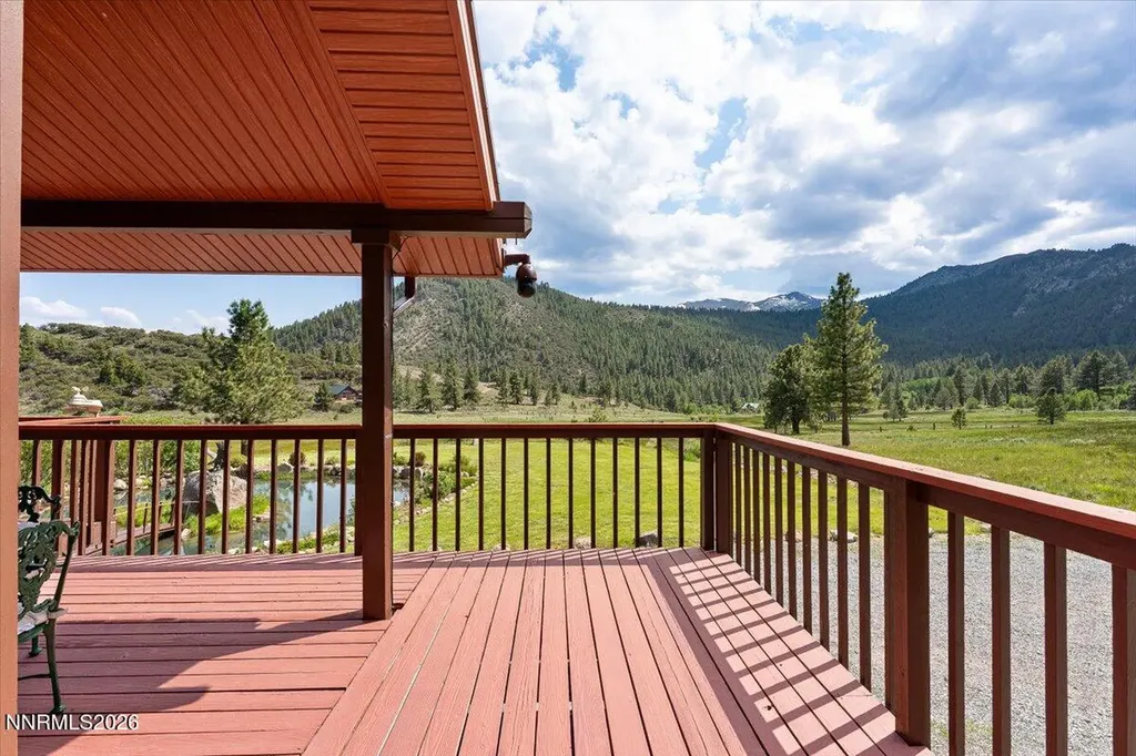 16400 Logan Meadow Reno NV 89511