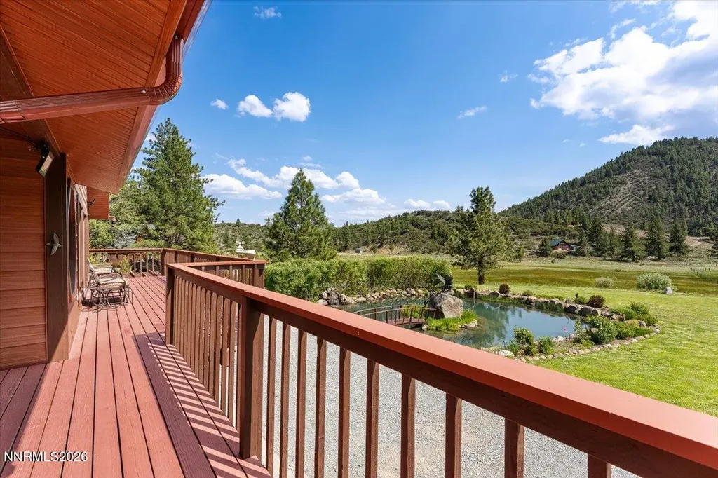 16400 Logan Meadow Reno NV 89511