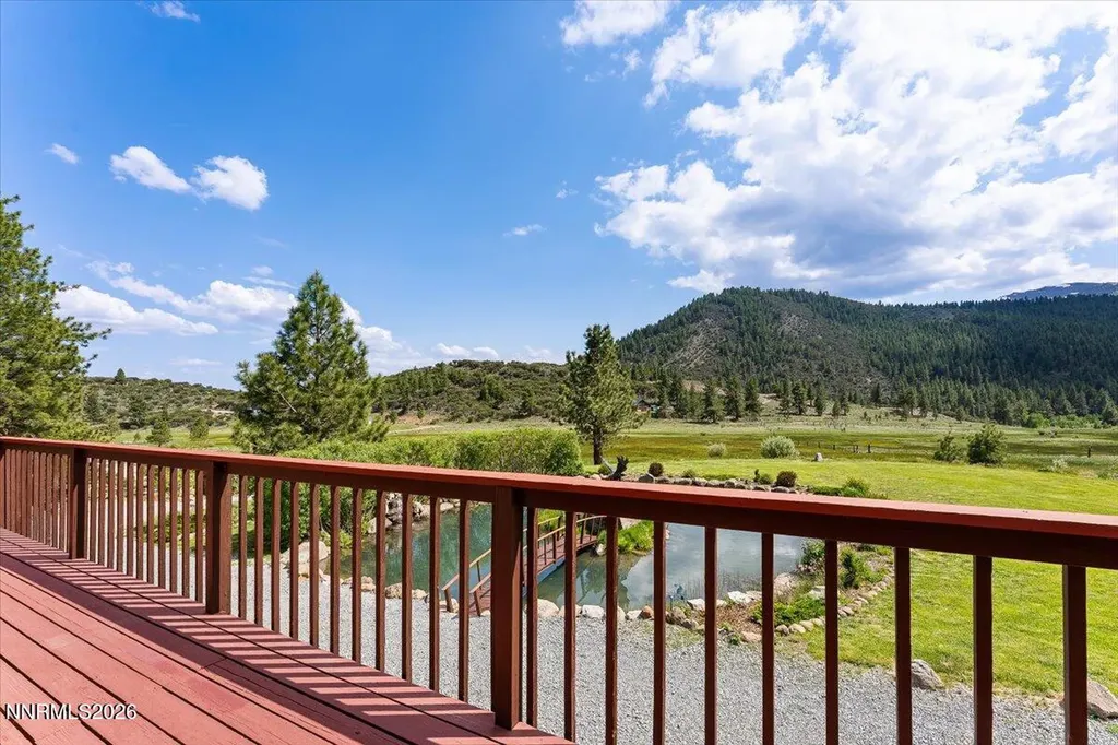 16400 Logan Meadow Reno NV 89511
