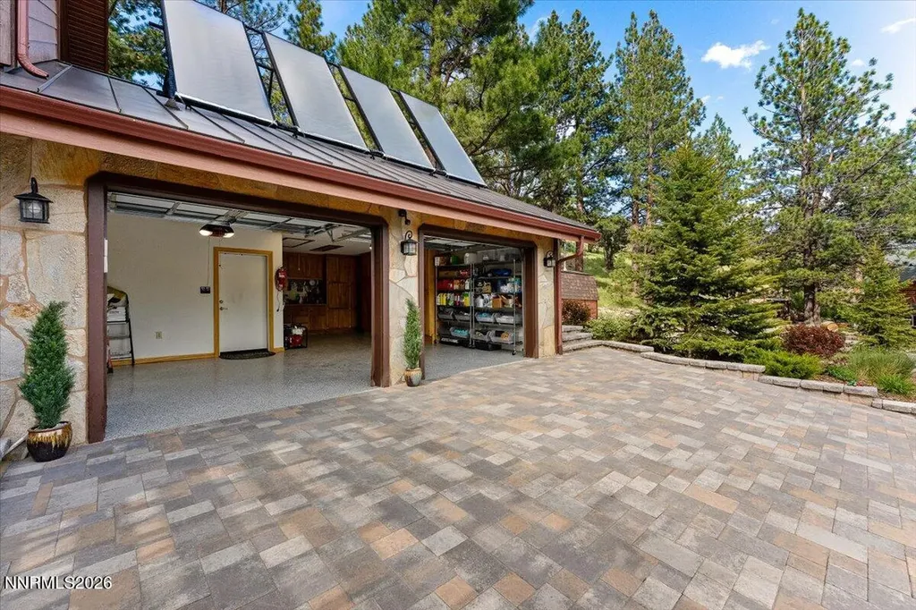 16400 Logan Meadow Reno NV 89511