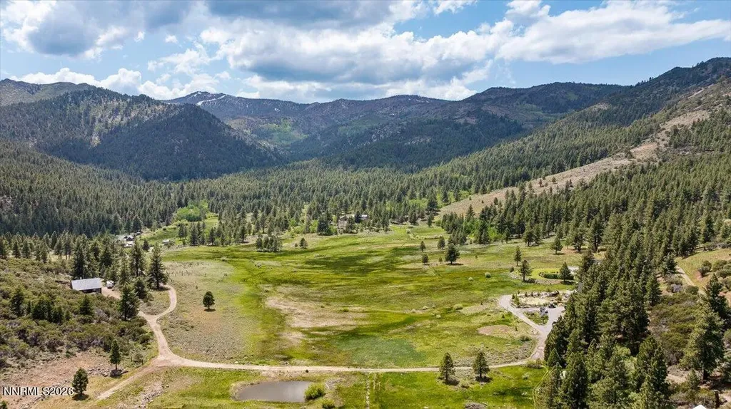 16400 Logan Meadow Reno NV 89511