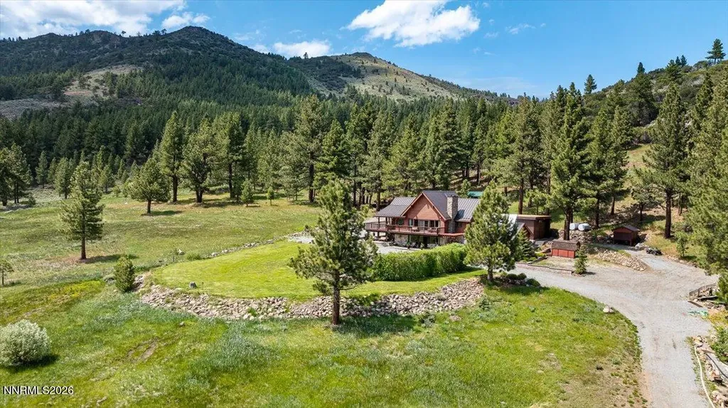 16400 Logan Meadow Reno NV 89511
