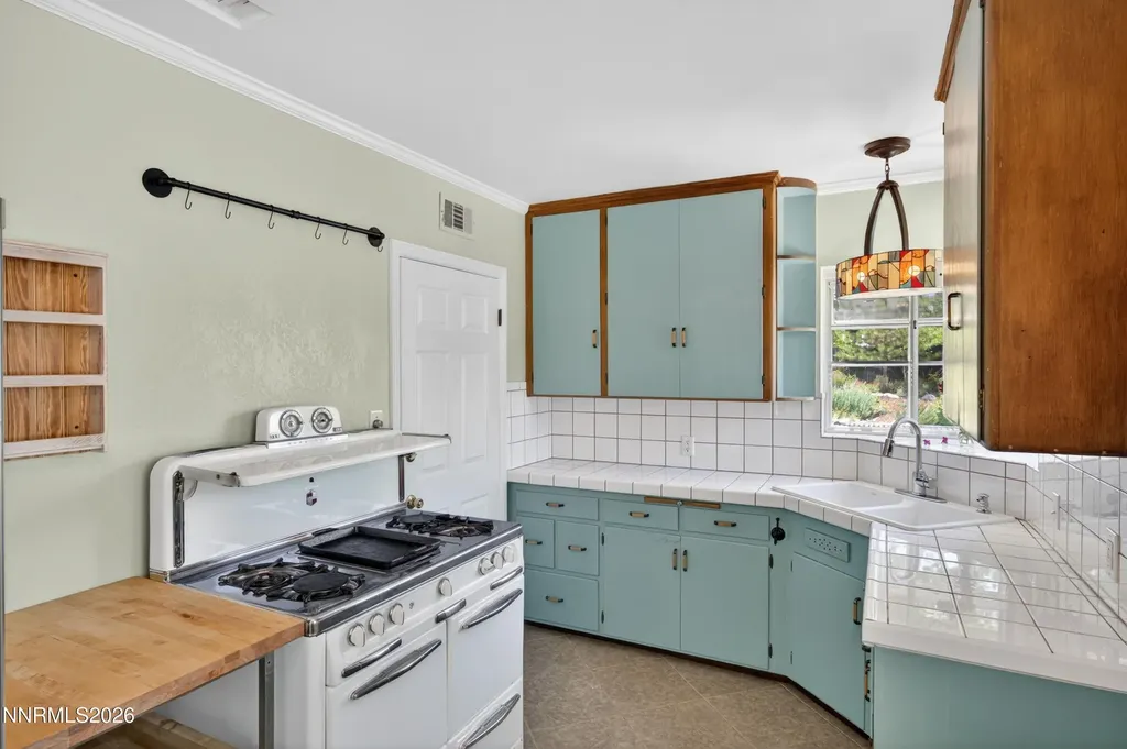 2277 Sunrise Reno NV 89509