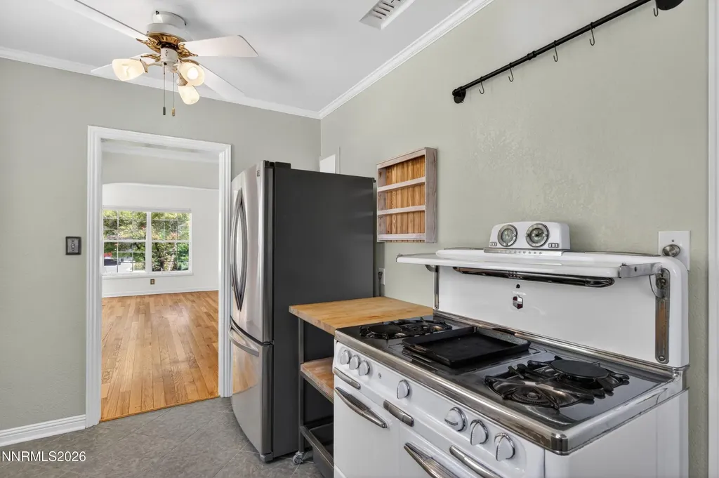 2277 Sunrise Reno NV 89509