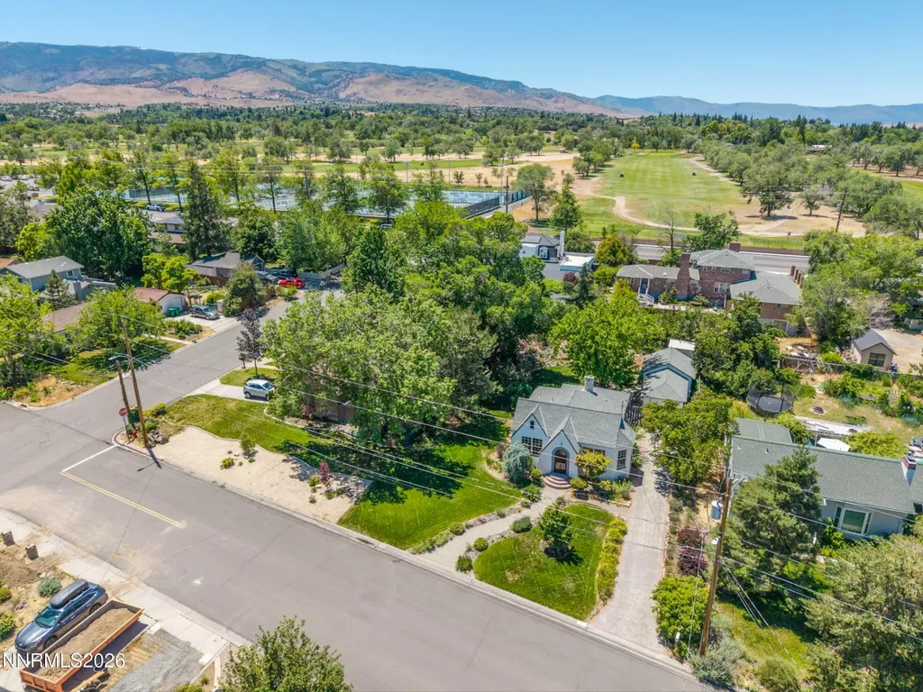 2277 Sunrise Reno NV 89509