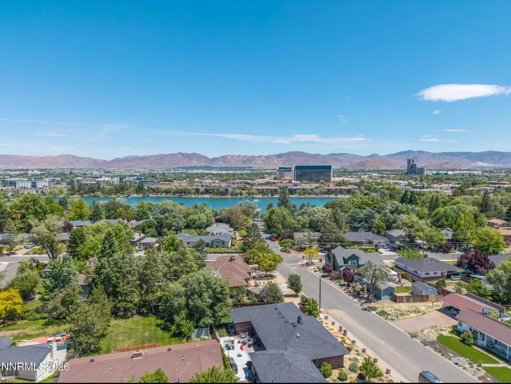 2277 Sunrise Reno NV 89509
