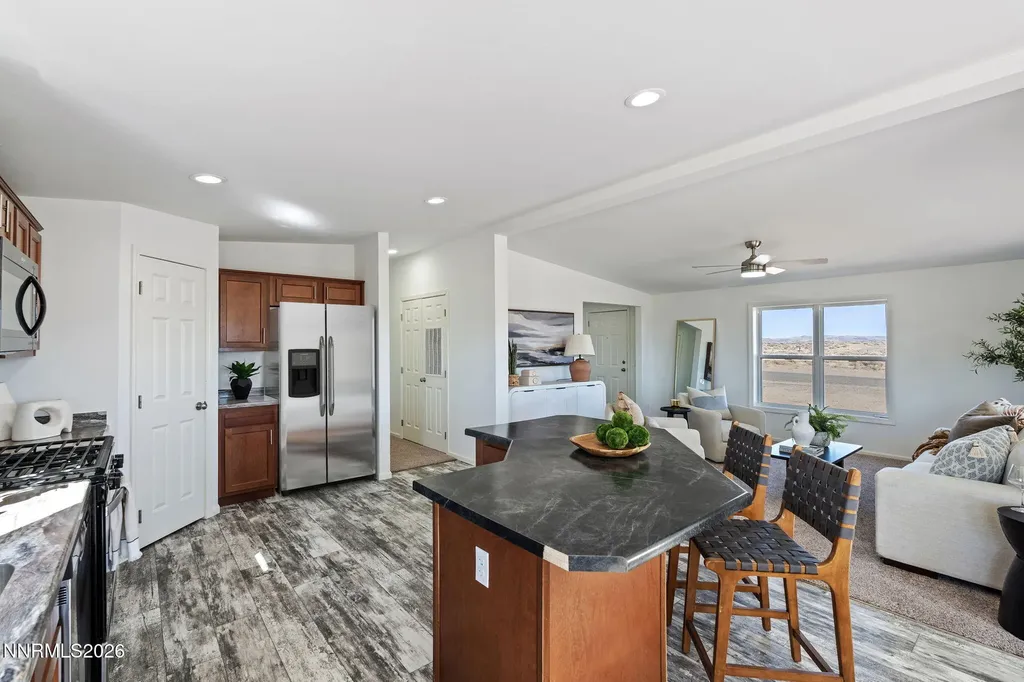 7730 Remington Silver Springs NV 89429