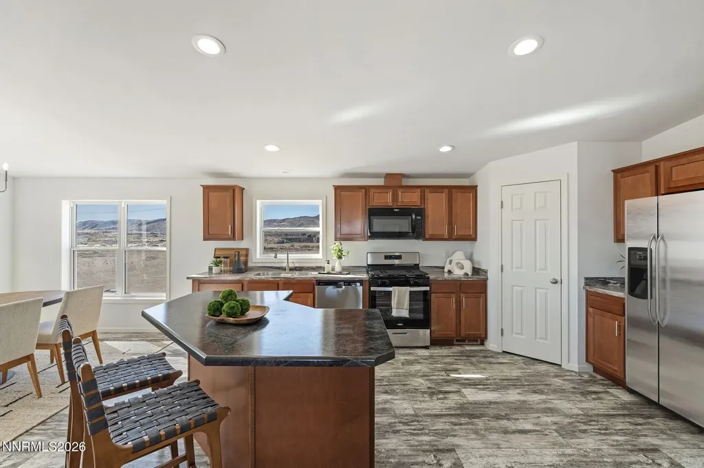 7730 Remington Silver Springs NV 89429