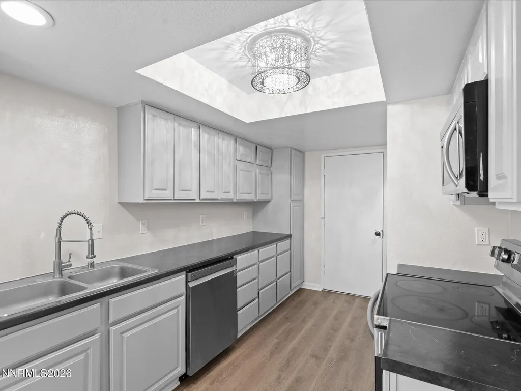 1905 Minaret Reno NV 89523