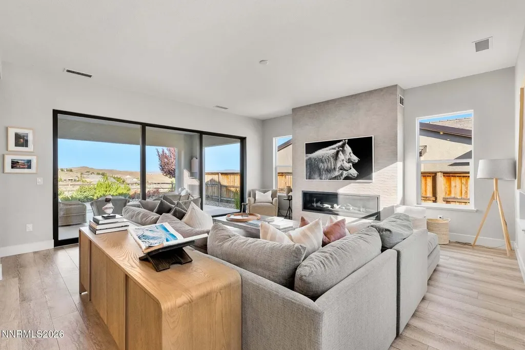1668 Huntley Reno NV 89523