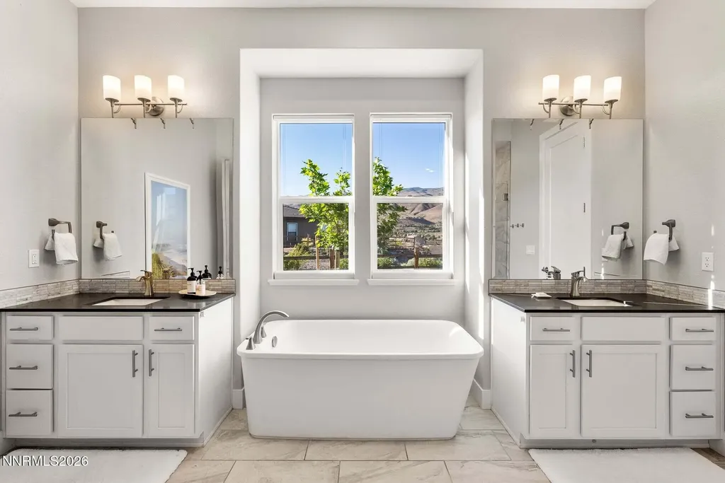 1668 Huntley Reno NV 89523