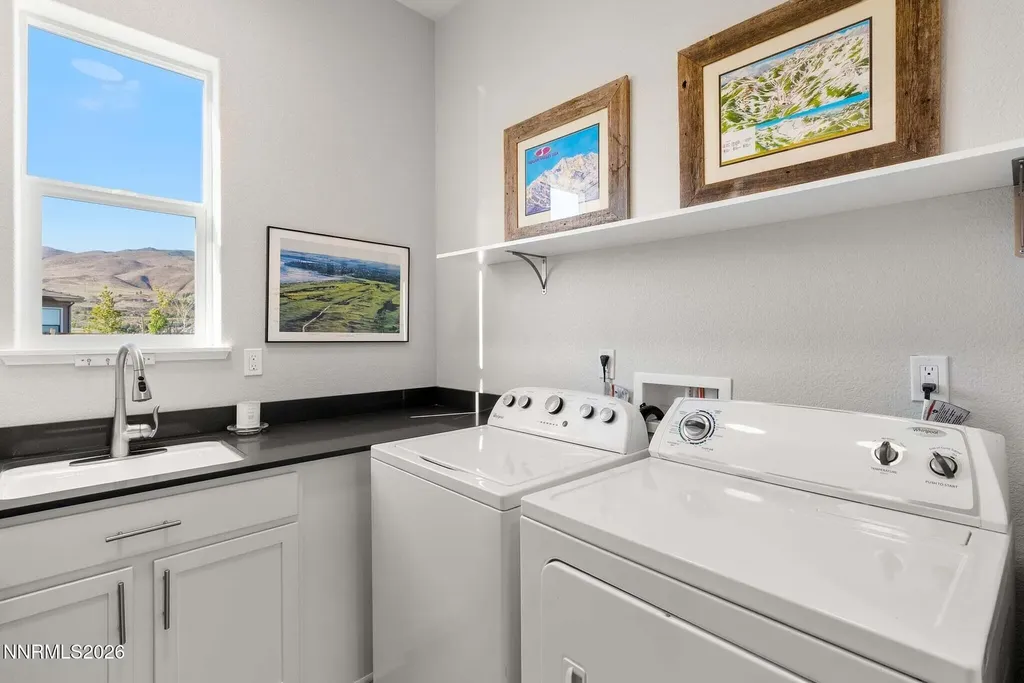 1668 Huntley Reno NV 89523