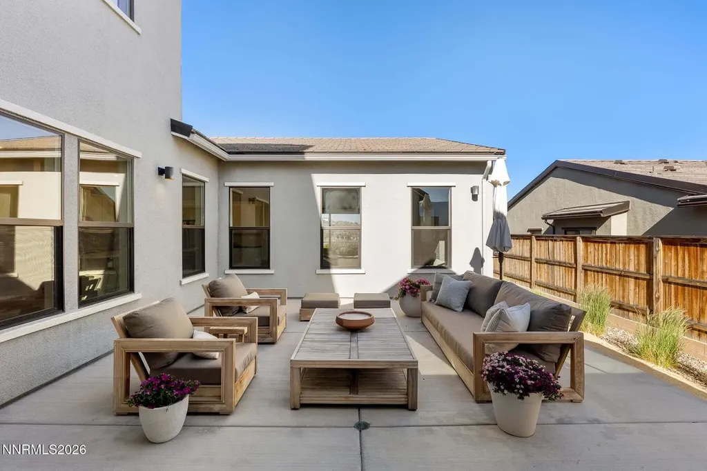 1668 Huntley Reno NV 89523