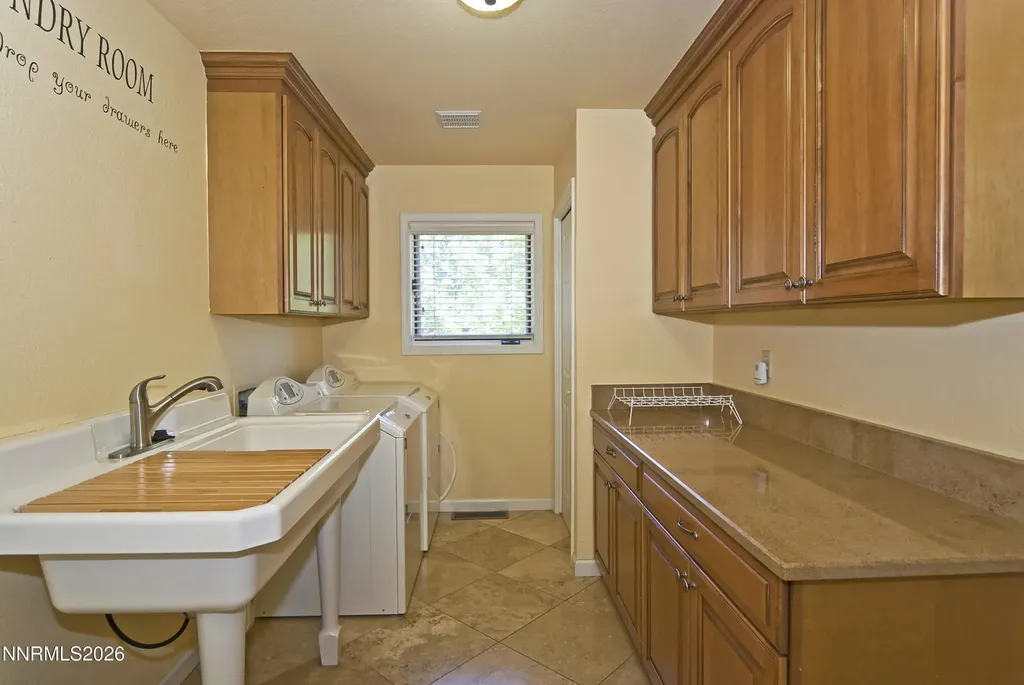 14200 Saddlebow Reno NV 89511