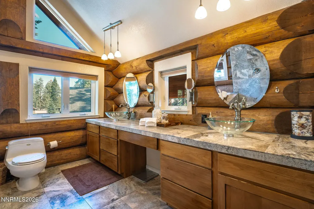996 Tyner Incline Village NV 89451