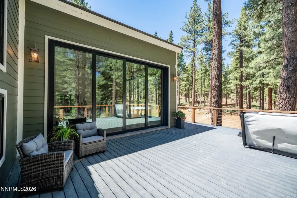 1005 Joy Lake Reno NV 89511