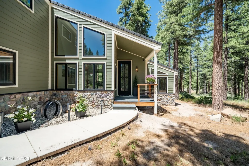 1005 Joy Lake Reno NV 89511