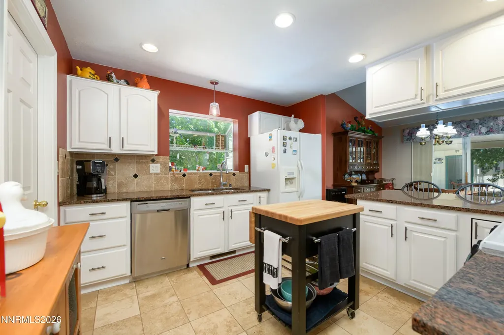 2875 Hot Springs Minden NV 89423