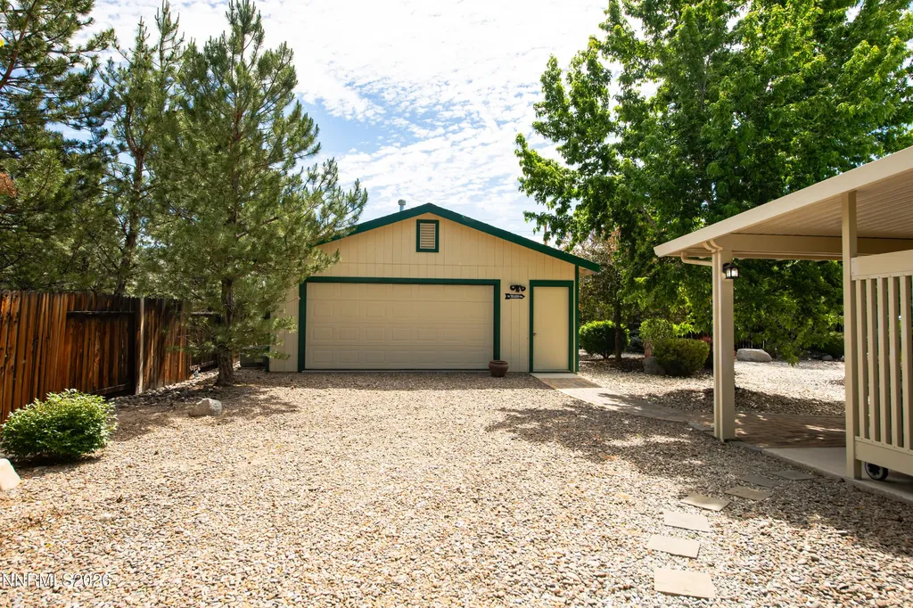 2875 Hot Springs Minden NV 89423