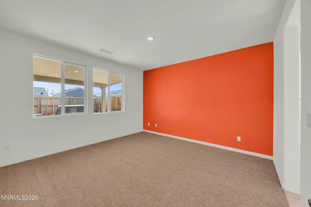 735 Roberts Creek Dayton NV 89403