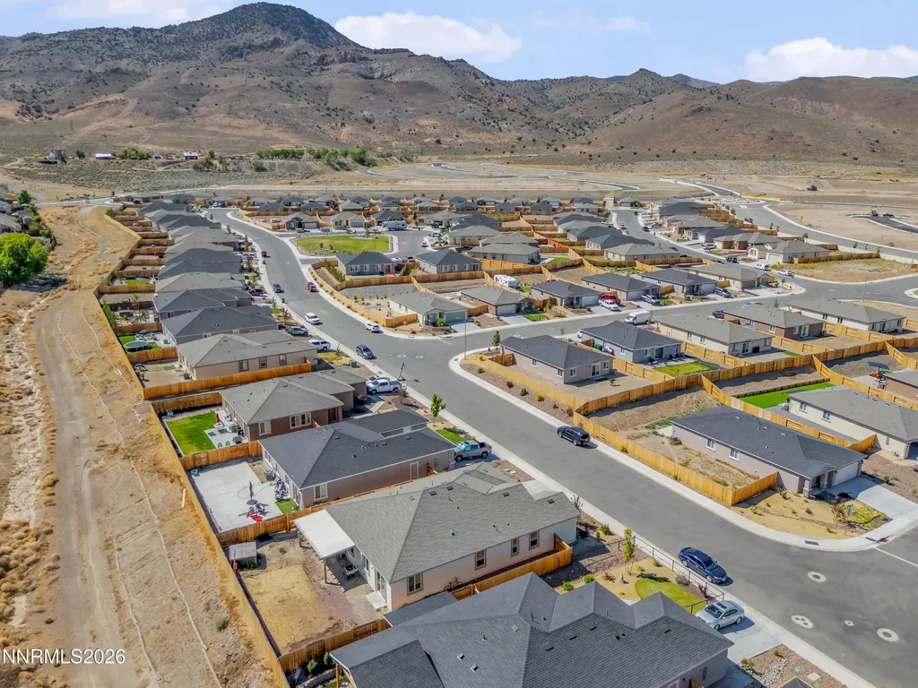 735 Roberts Creek Dayton NV 89403