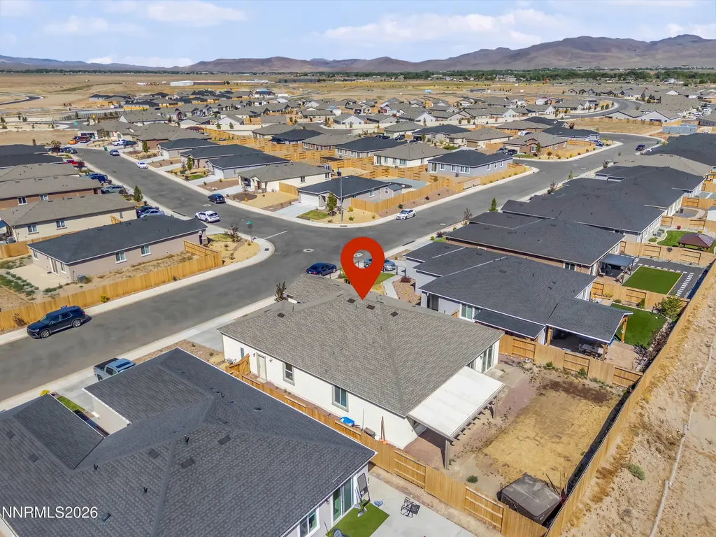 735 Roberts Creek Dayton NV 89403
