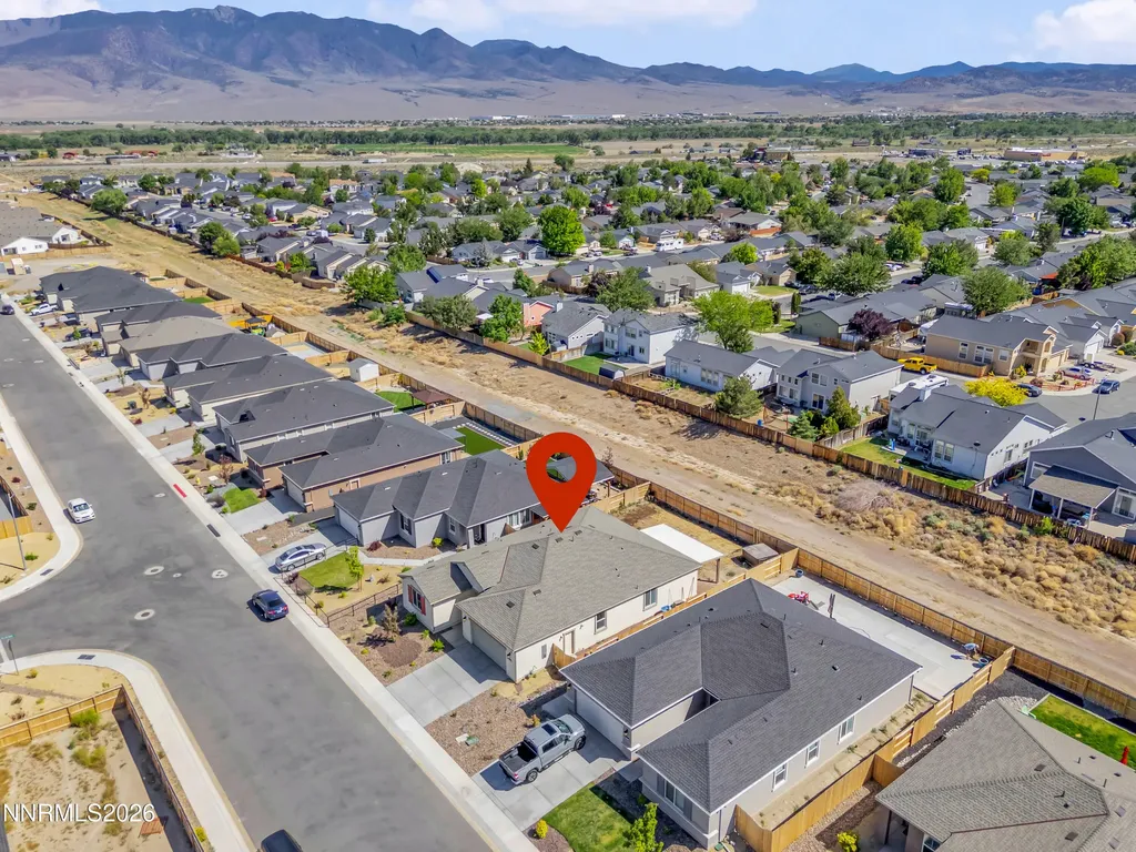 735 Roberts Creek Dayton NV 89403