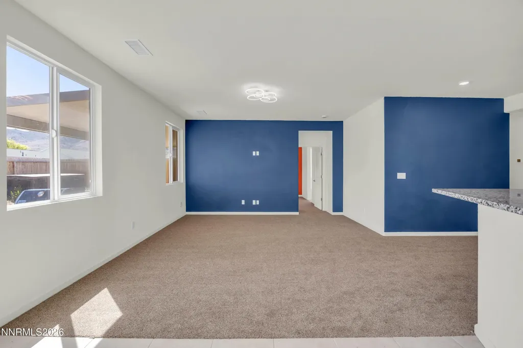 735 Roberts Creek Dayton NV 89403