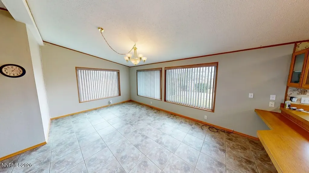 9405 Betty Winnemucca NV 89445