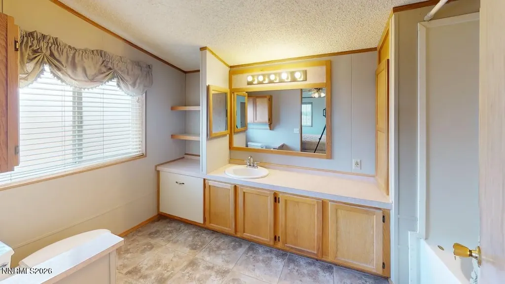 9405 Betty Winnemucca NV 89445