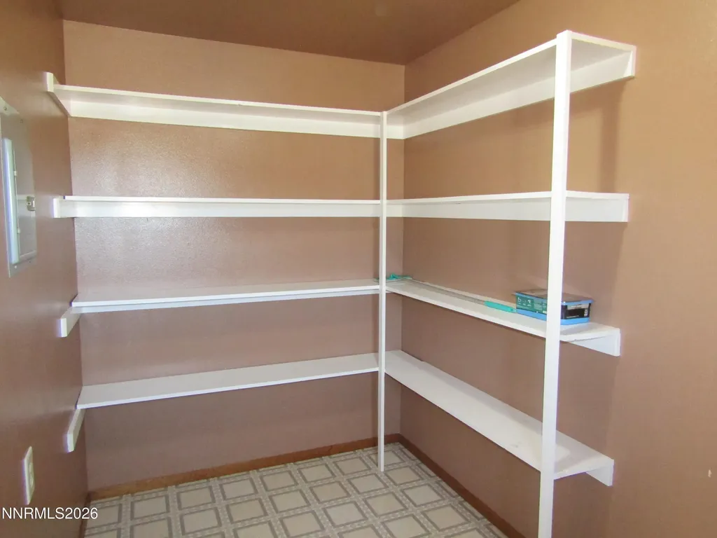 15 Juniper Yerington NV 89447