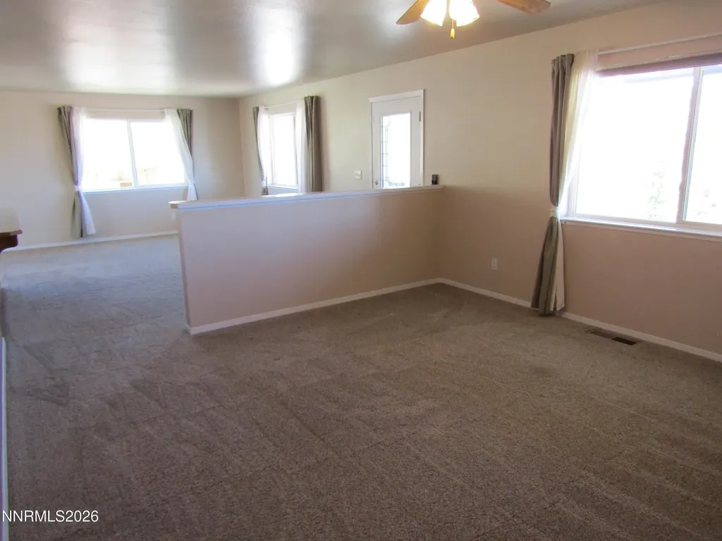 15 Juniper Yerington NV 89447