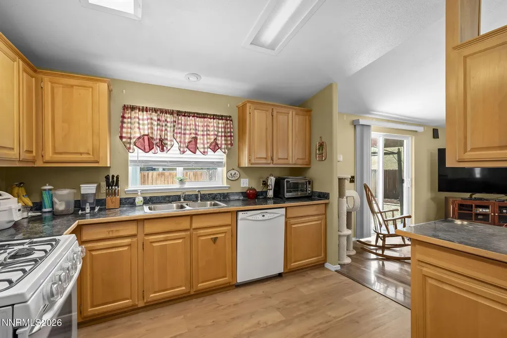 7651 Diamond Pointe Reno NV 89506