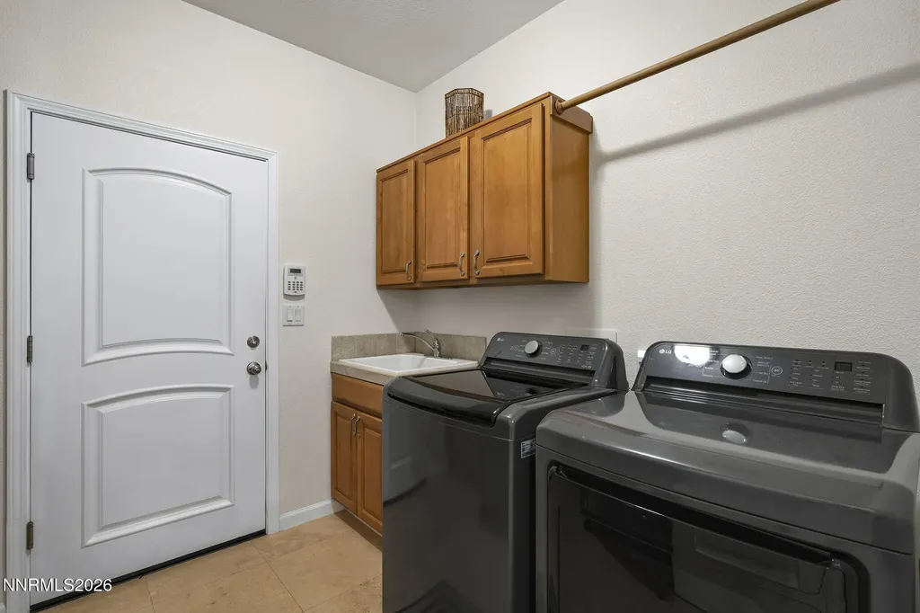 308 San Roma Dayton NV 89403
