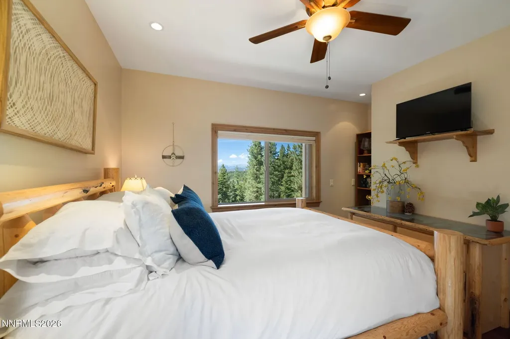 220 Sleepy Hollow Zephyr Cove NV 89448