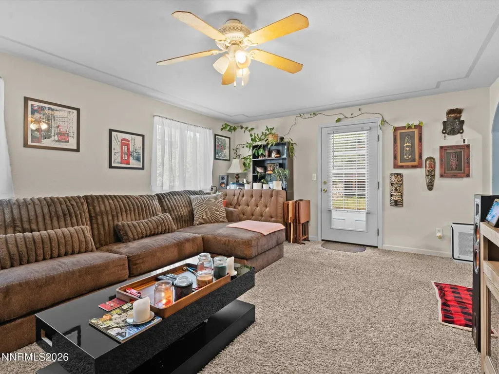 536 River Ranch Fernley NV 89408