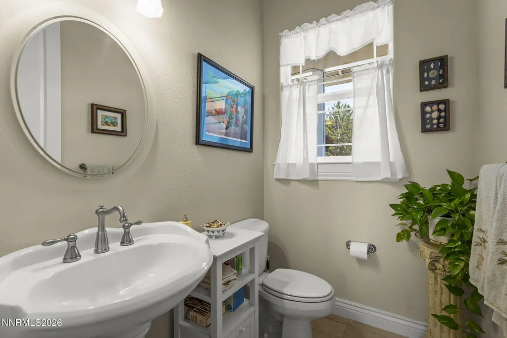 2764 Gordon Minden NV 89423