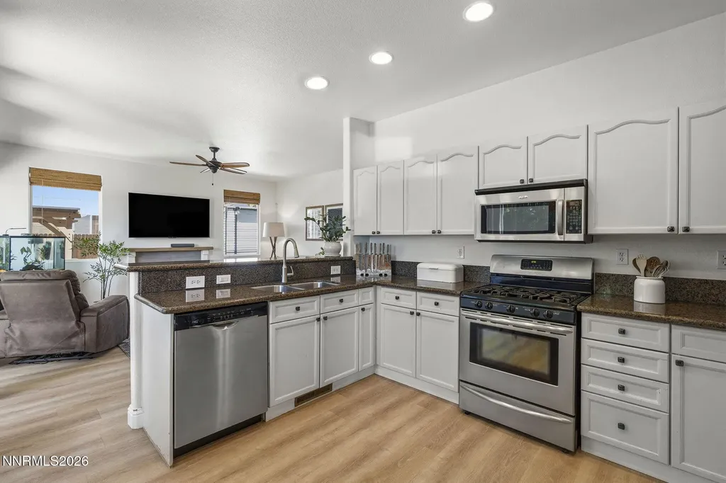 5449 Spanish Moss Sparks NV 89436