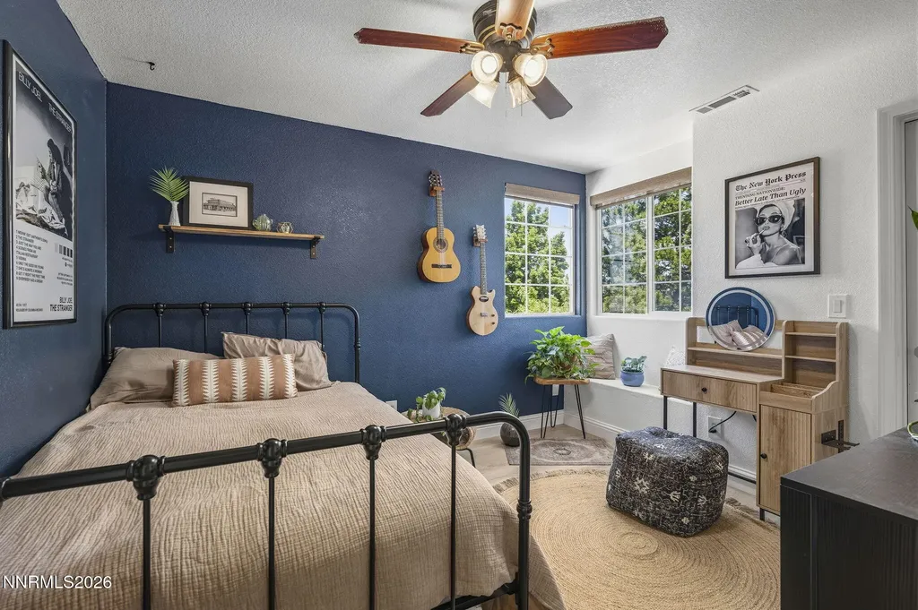 5449 Spanish Moss Sparks NV 89436