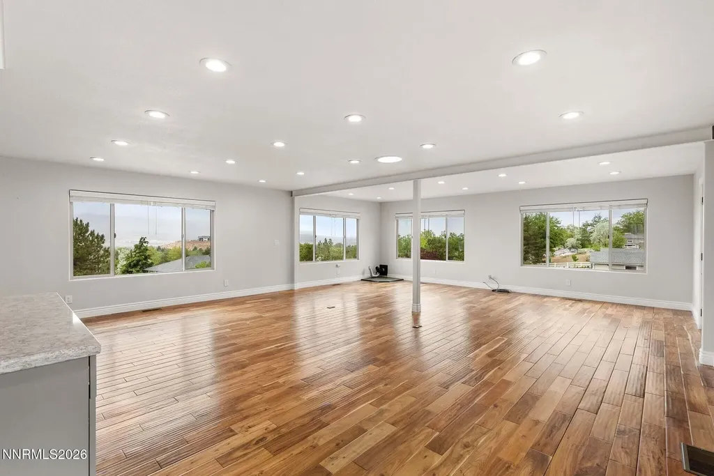 14570 Virginia Foothills Reno NV 89521