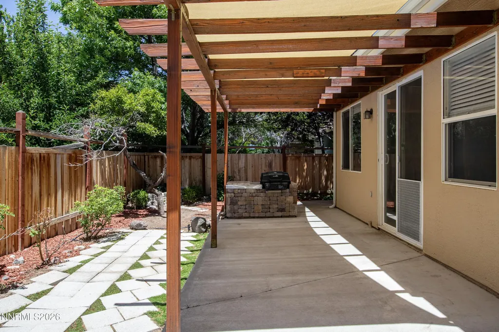 7405 Lorna Sparks NV 89436