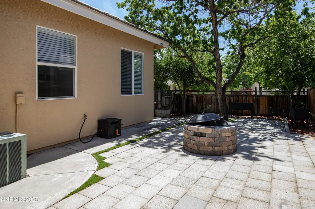 7405 Lorna Sparks NV 89436