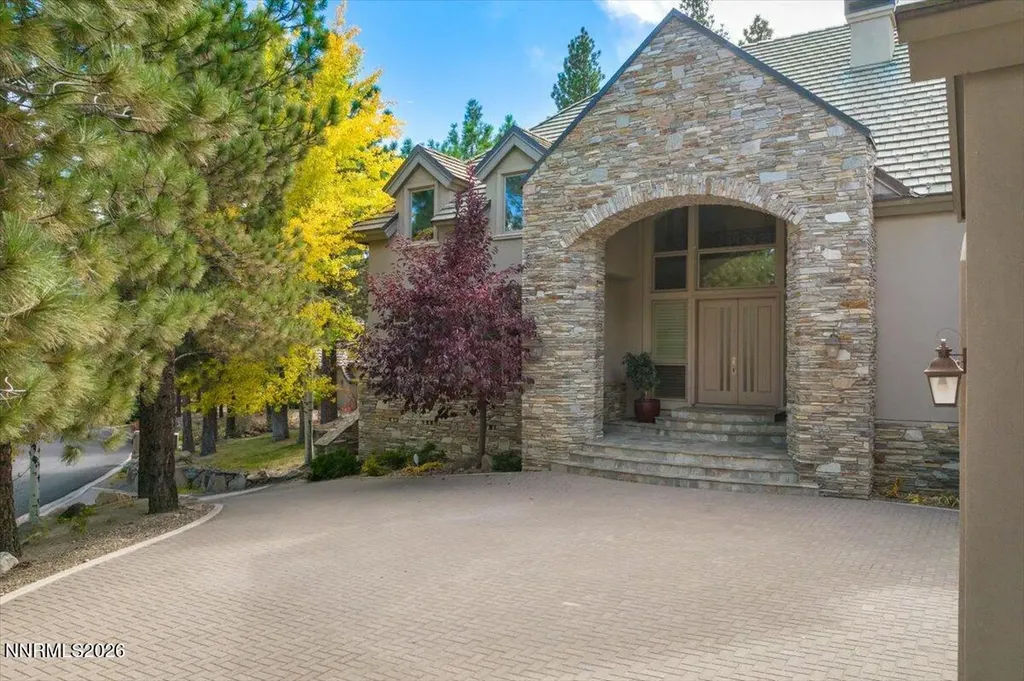 5680 Lausanne Reno NV 89511